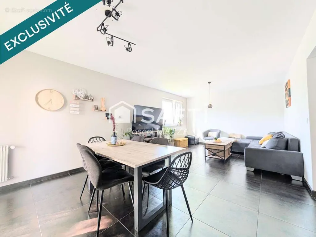 Salle à manger - Appartement avec Balcon Sud-Ouest à Huningue