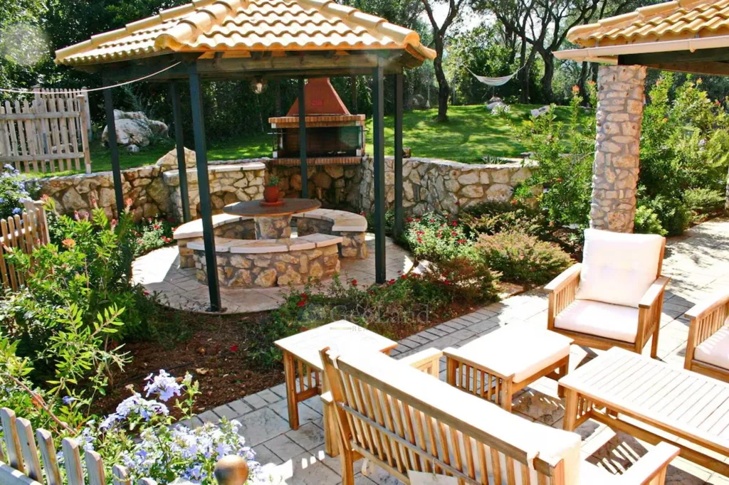 Terrass - Beachfront Villa with Private Beach in Corfu