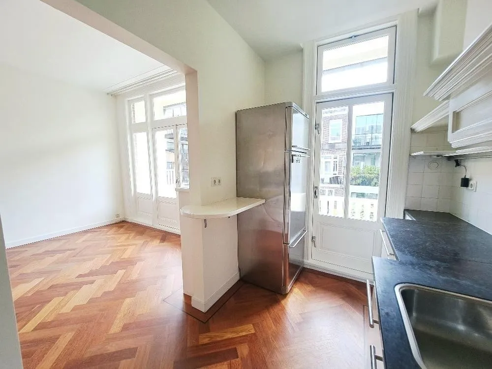 Cuisine - Renovated Duplex with Large Rooftop Terrace in Amsterdam