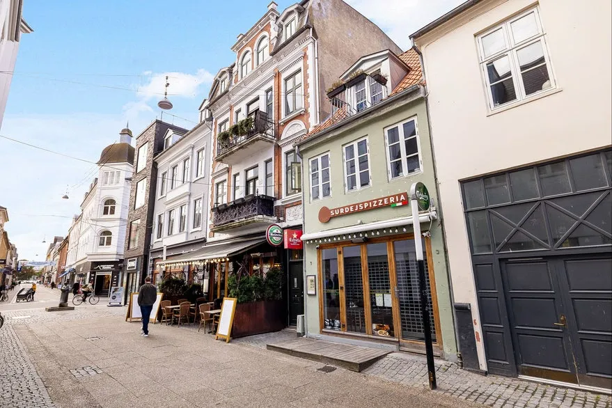 Extérieur - Mixed-Use Property with Restaurant in Aarhus Centre