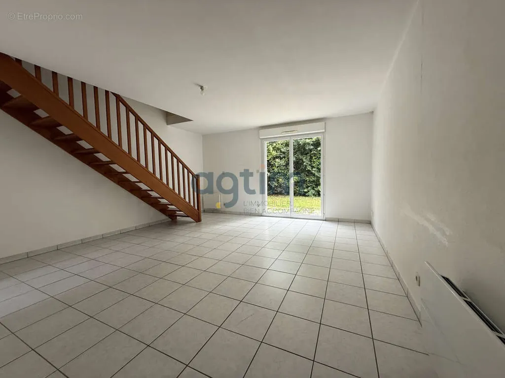 Elutuba - Two-Bedroom House with Garden in Saint-Fulgent