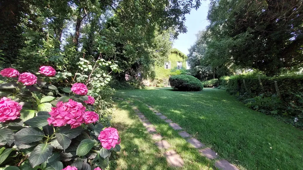 Aed - Villa with Private Park in Collebeato