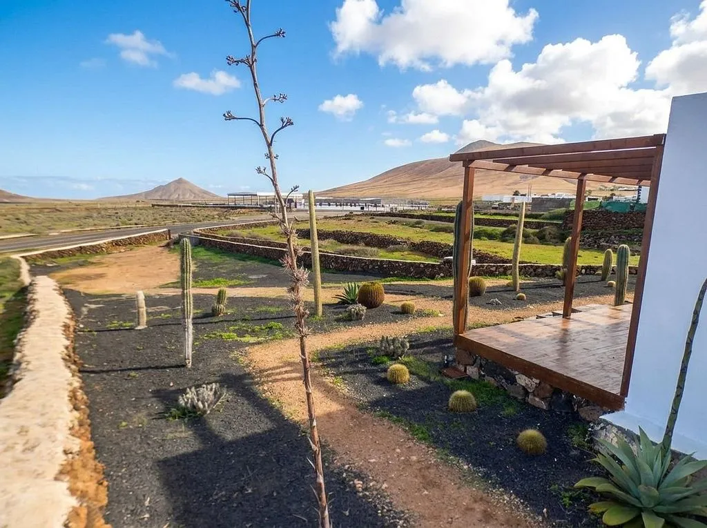 Terrass - Rustic Villa with Mountain Views in Villaverde