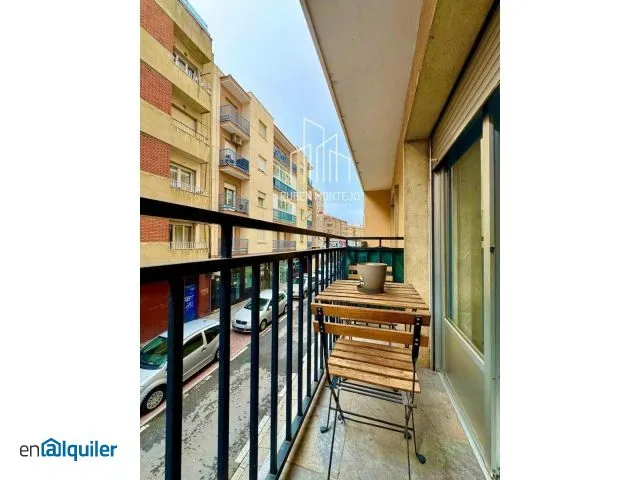 Rõdu - Student Flat with Terrace near Corte Inglés