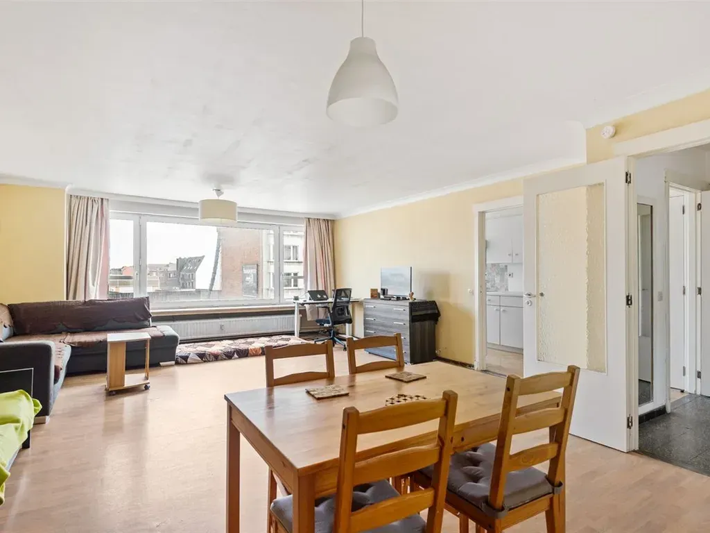 Söögituba - Apartment with West-Facing Terrace in Mechelen