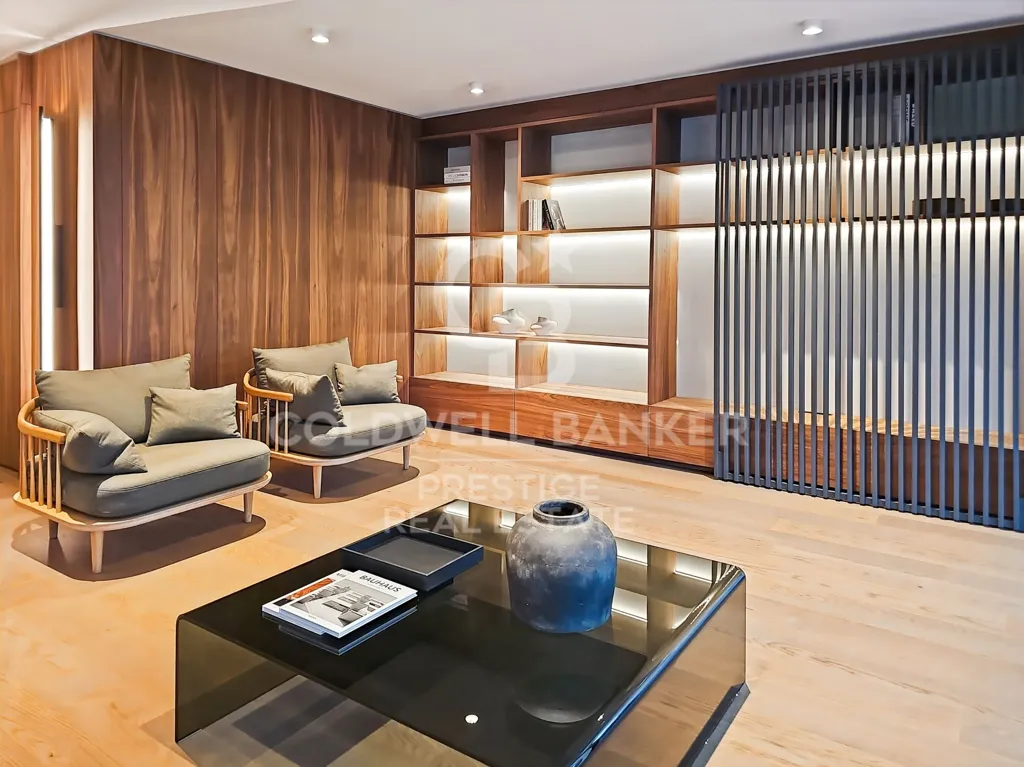 Living Room - Spacious Flat with Terrace in Exclusive Barcelona