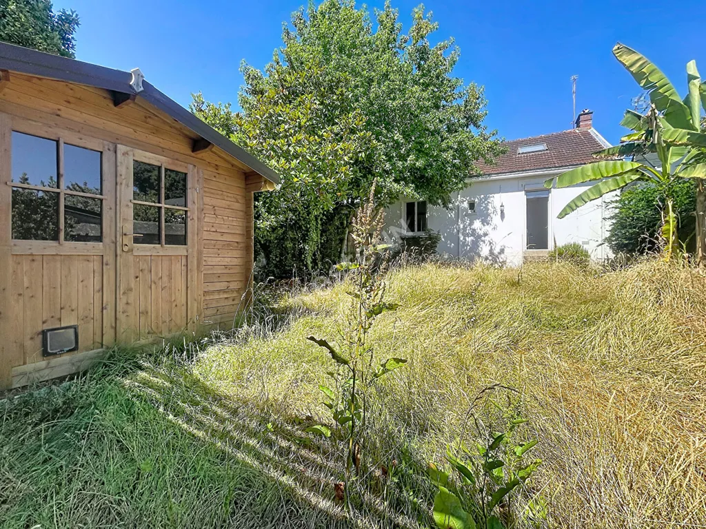 Garden - 1930s House with Garden in Nantes