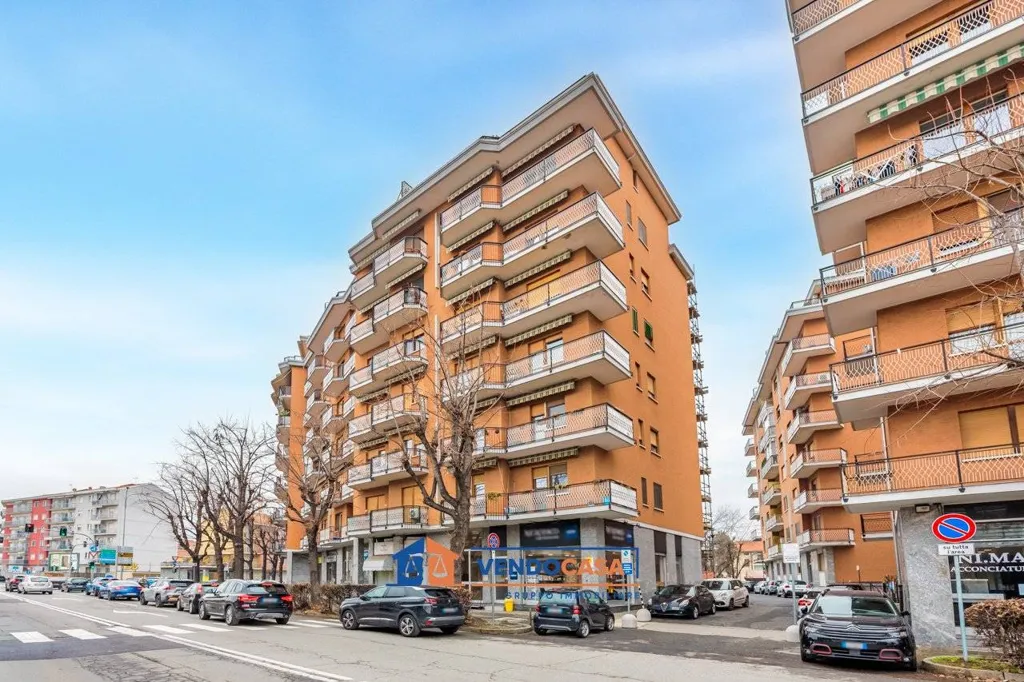 Extérieur - Attico with Double Terraces in Settimo Torinese