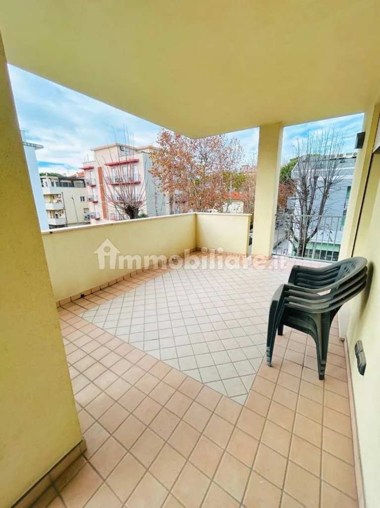 Balcon - Trilocale with Terrace in Riccione