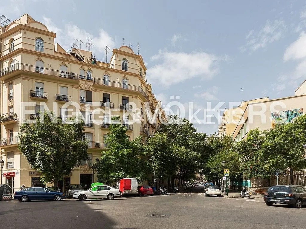 Extérieur - Apartment with Balcony in Gran Vía, Valencia
