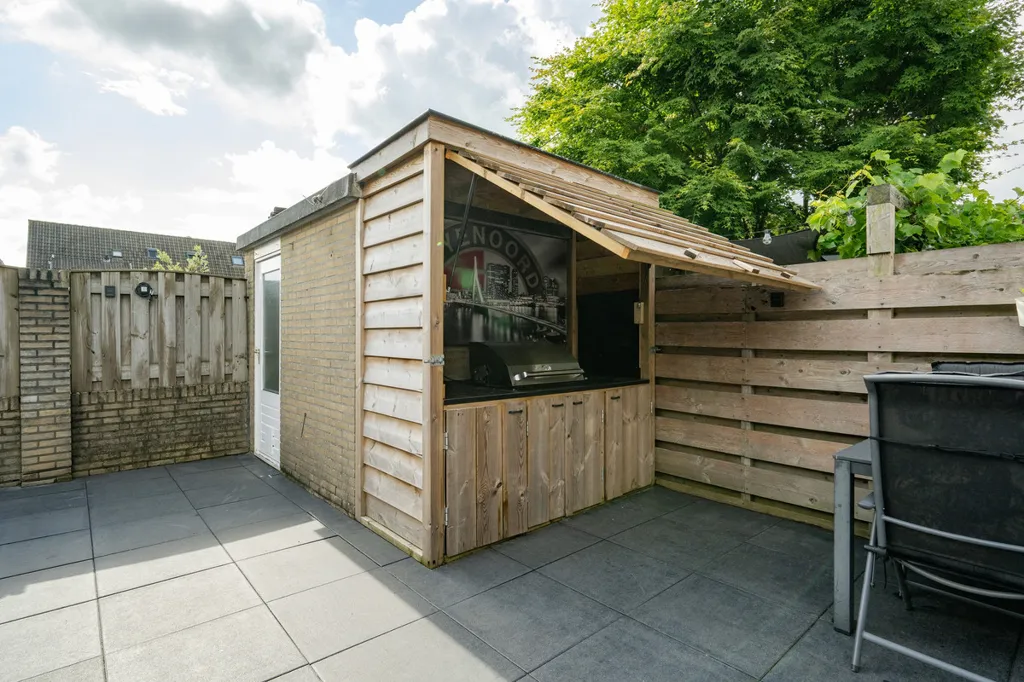 Terrass - Modernised Corner House with Garden in Leerdam