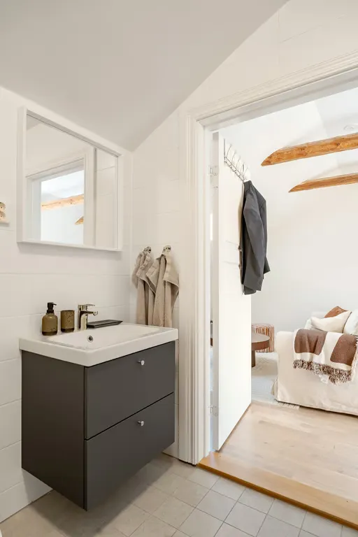 Characterful Flat with City Centre Views in Jönköping