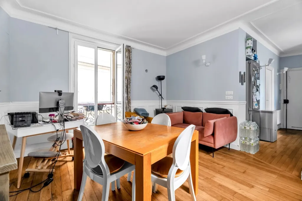 Salle à manger - Appartement de Charme avec Parquet d'Origine à Paris