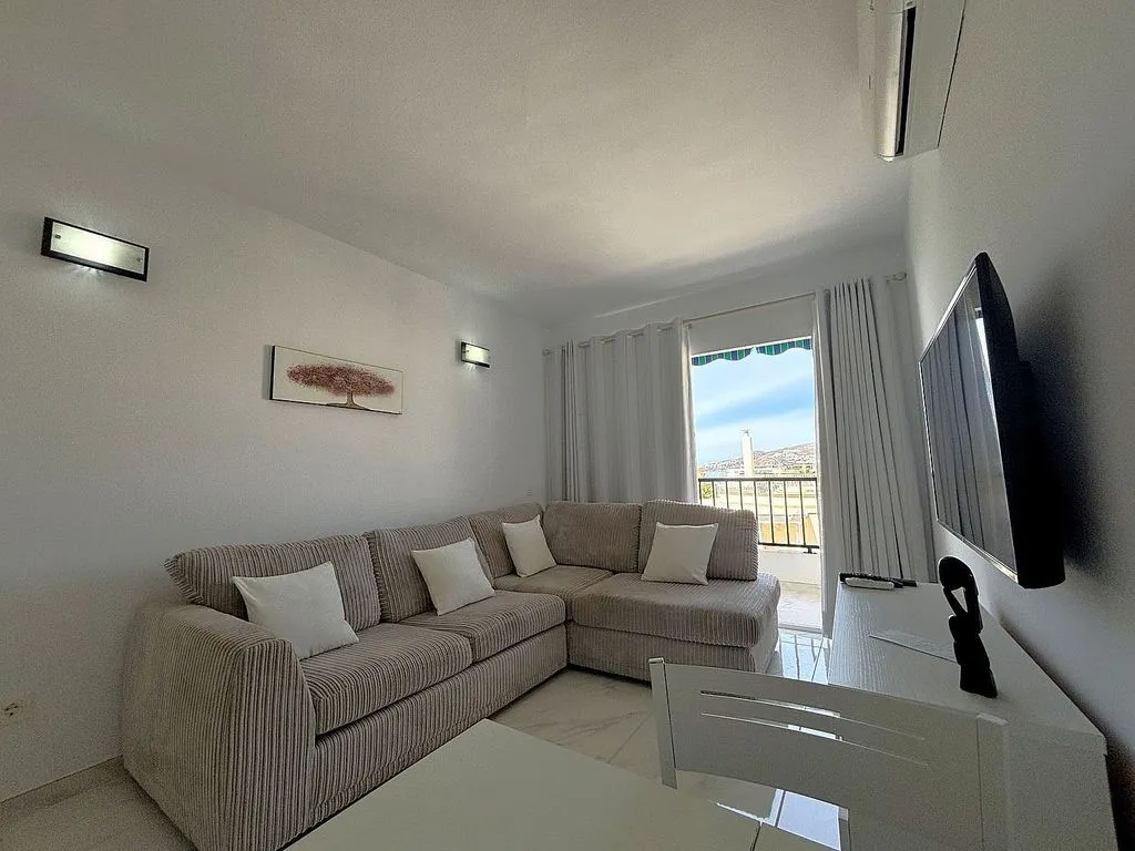 Séjour - 1-Bed Flat with Pool in Chaparil, Nerja