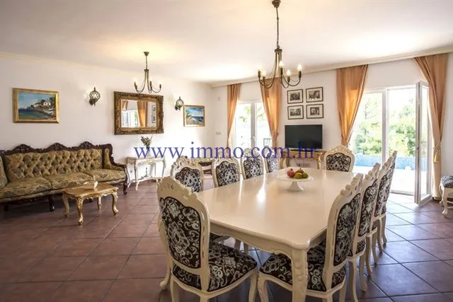 Söögituba - Villa with Pool near Trogir Beach