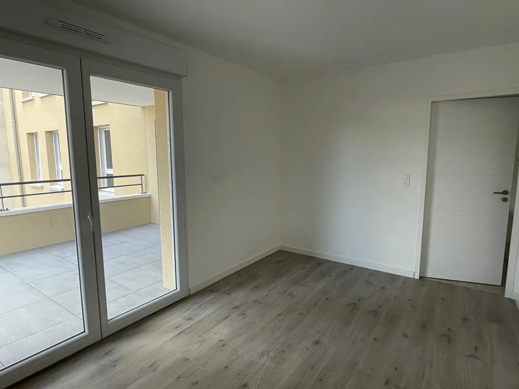 Pièces - Appartement 3 Pièces avec Terrasse à Laval