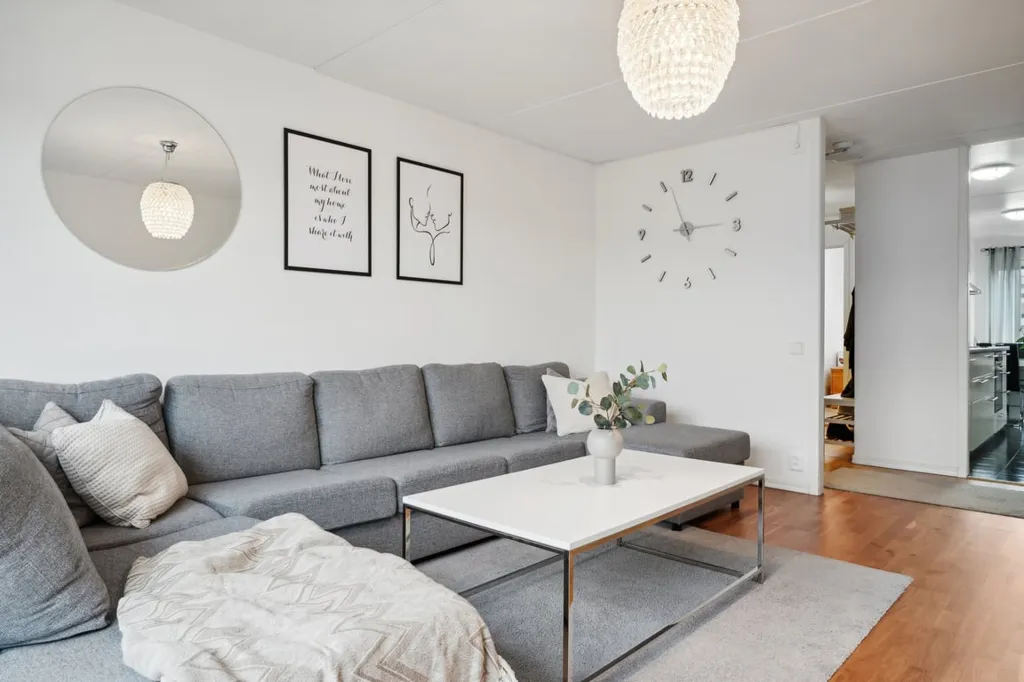 Elutuba - Modern Corner Apartment with Glass Balcony in Helsingborg