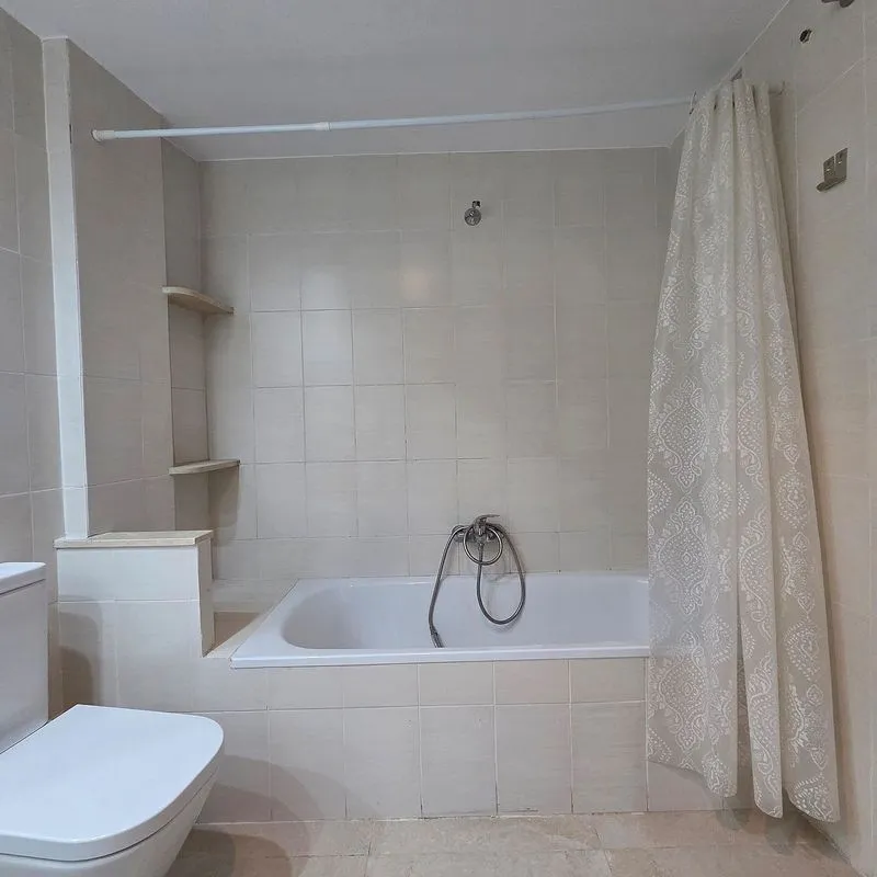 Salles de bain - Furnished Flat with Balcony in Valencia Centre