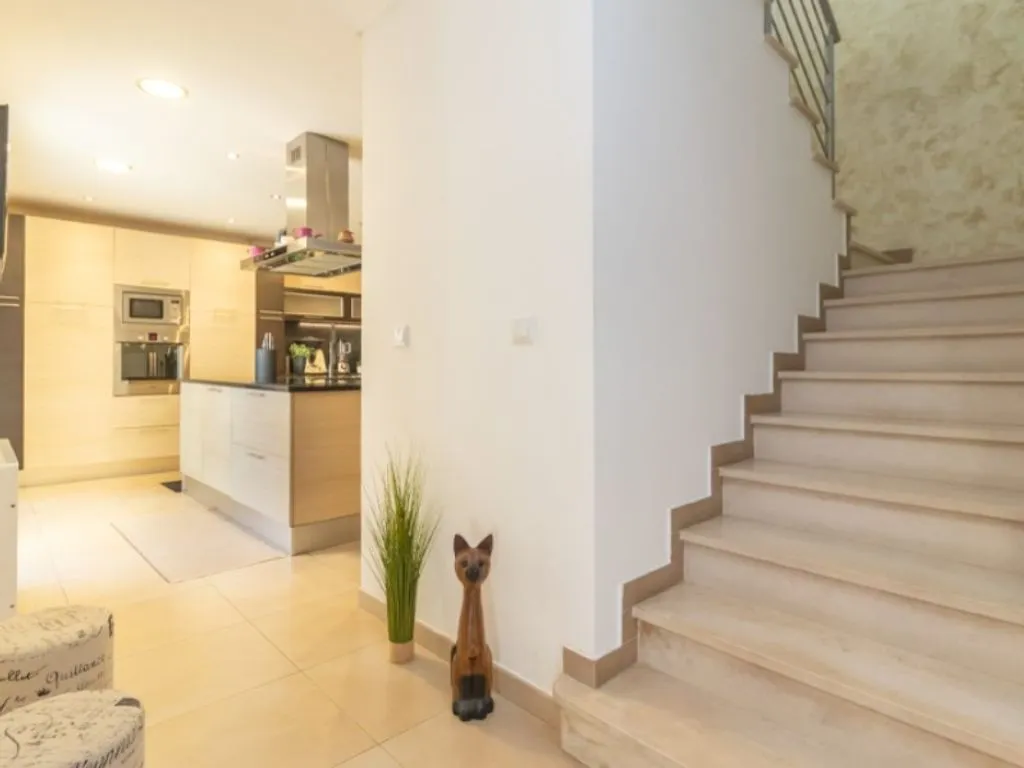 Toad - Luxury House with Pool in Setúbal