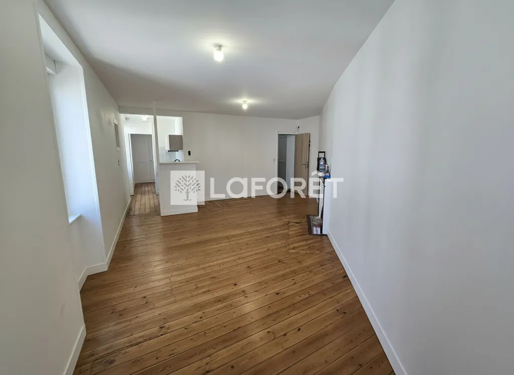 Zimmer - Renovated 2-Bedroom Apartment in Granville