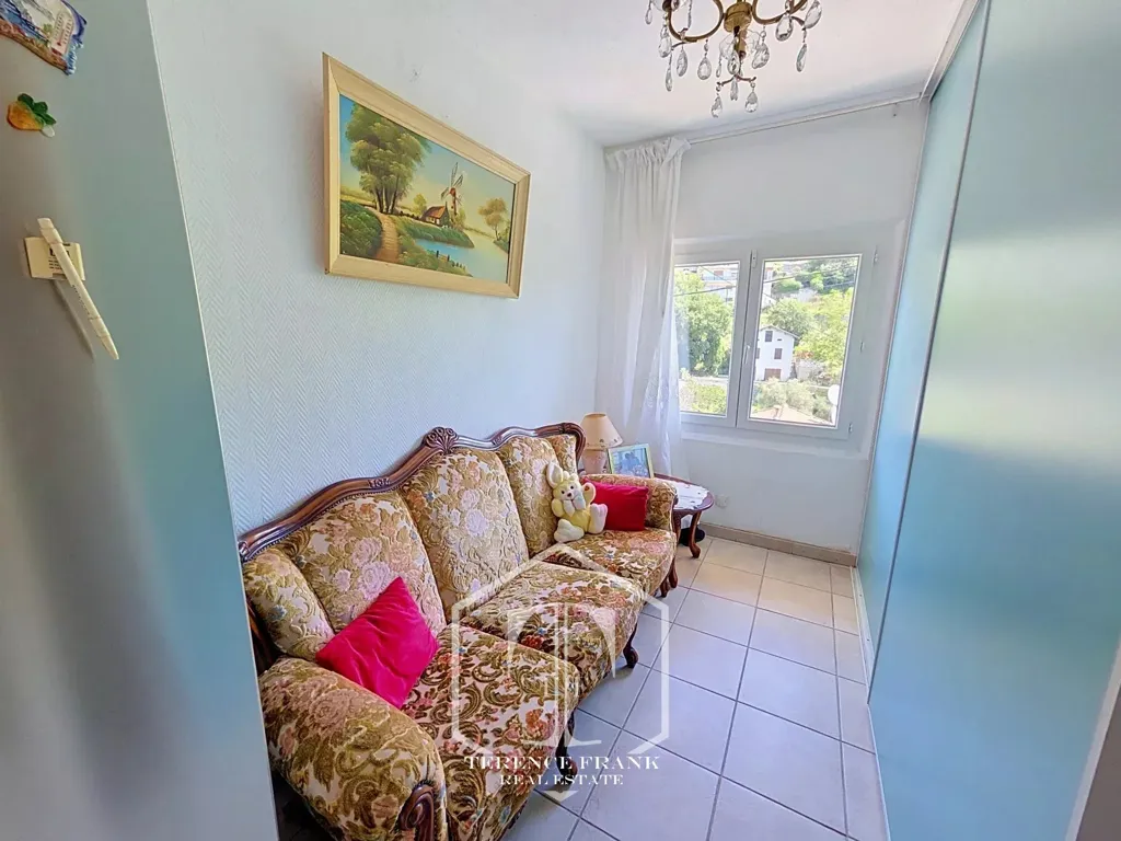 Séjour - Appartement avec Piscine et Terrasse à Aspremont