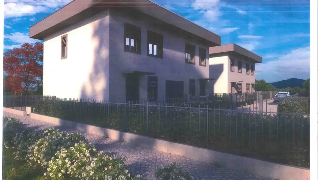 Bifamiliar Villa with Private Garden in Romano di Lombardia