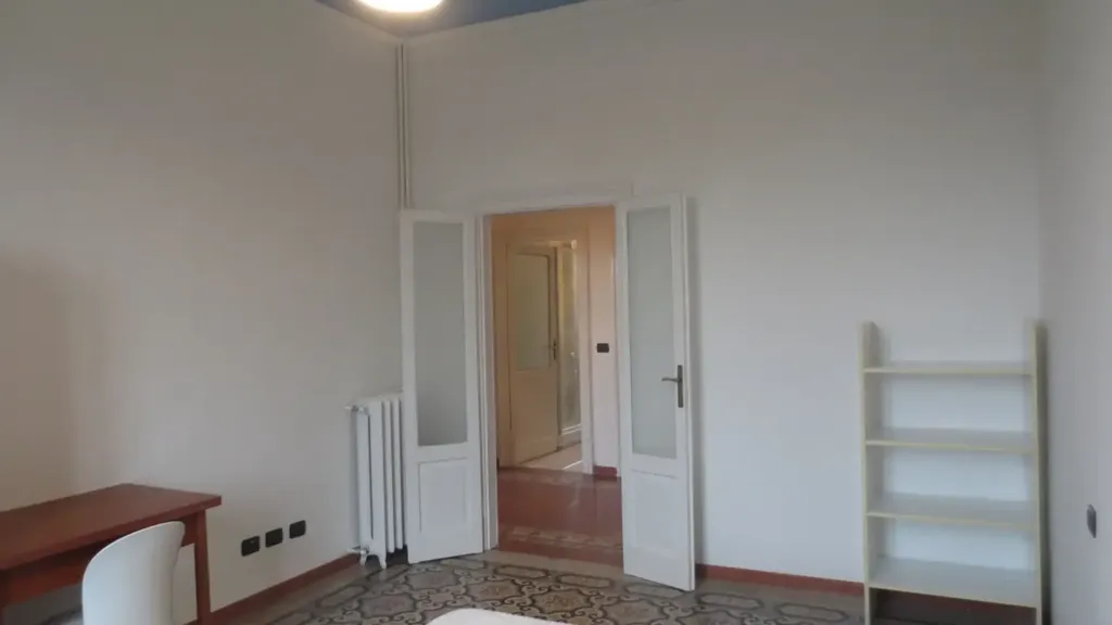 Bedrooms - Rented Apartment with Balcony in Milan