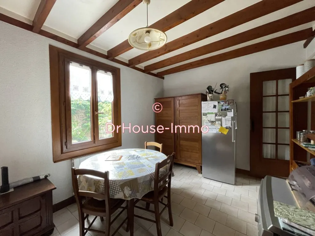 Salle à manger - Maison de Caractère avec Jardin Paysager à Choux