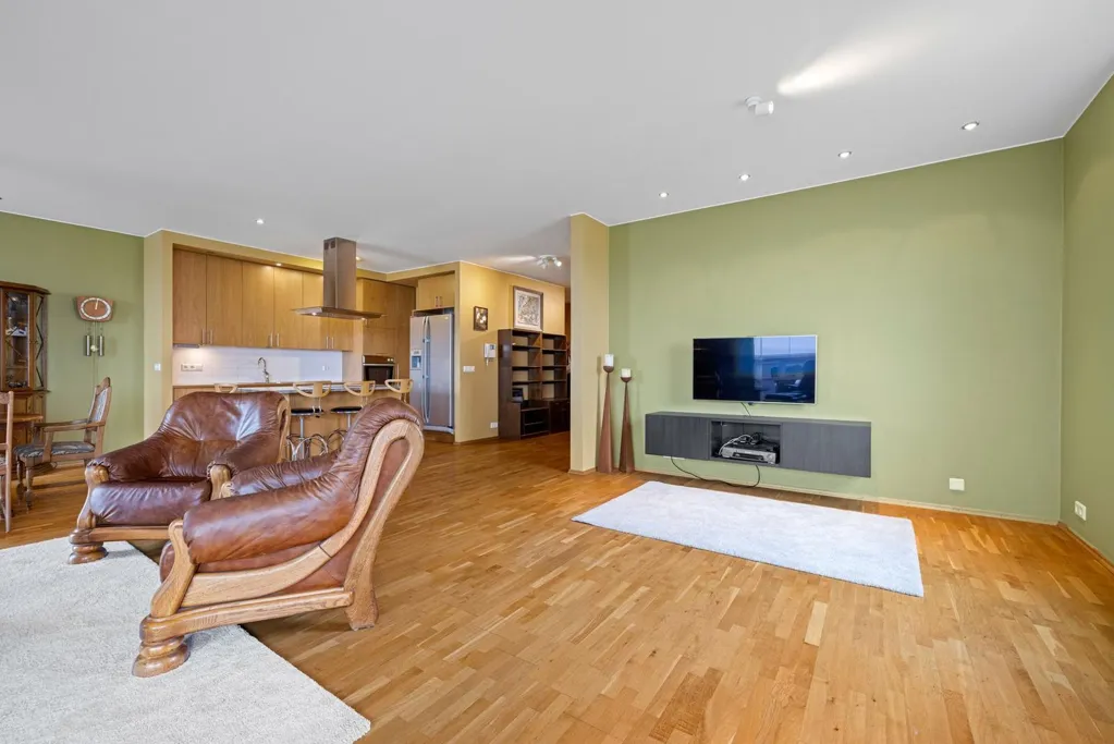 Elutuba - Apartment with Private Parking in Reykjavik