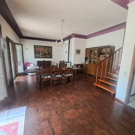 Salle à manger - Significant Villa with Garden in Ravenna