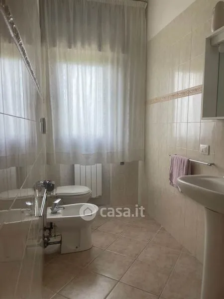 Salles de bain - Ground Floor Apartment with Private Garden in Certaldo Centre