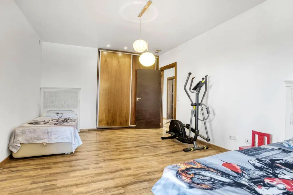 Chambres - Villa with Pool in Camì Paterna-Lloma del Calderer