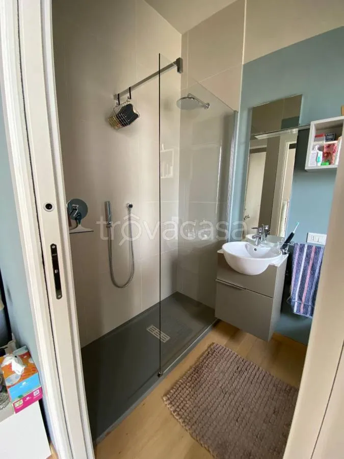 Vannitoad - Modernised 2-Bed Flat with Balcony in San Mauro Torinese