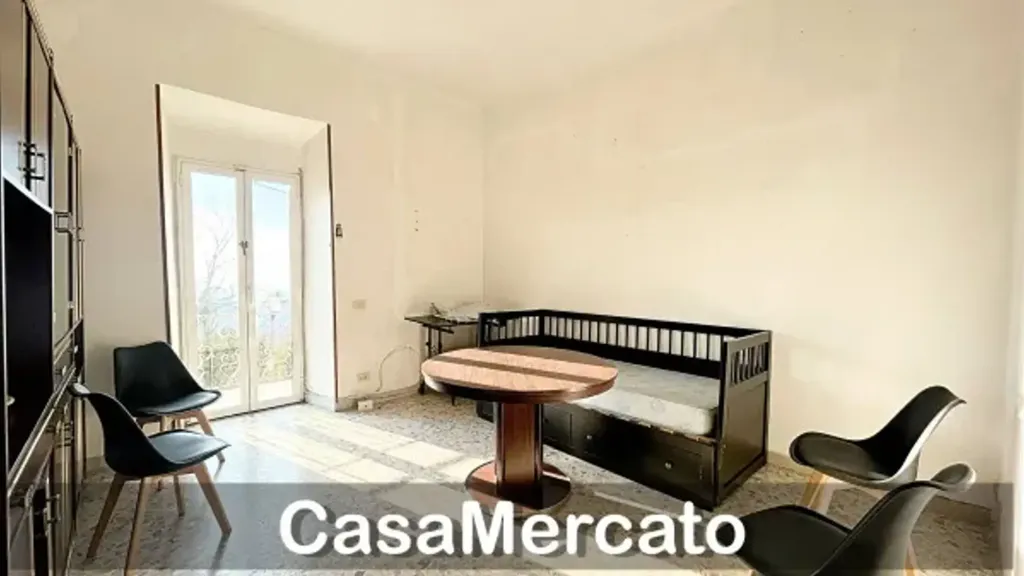 Bedrooms - Bilocale with Balcony in Rocca di Papa
