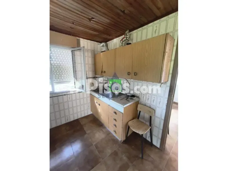 Cuisine - Rustic House with Finca in Ourense
