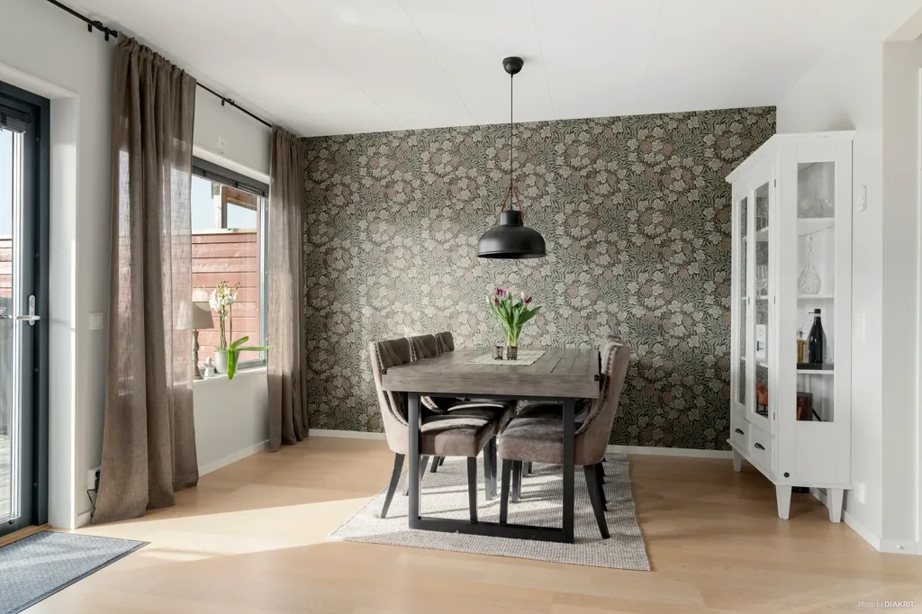 Söögituba - Elegant Apartment with Balcony in Falkenberg