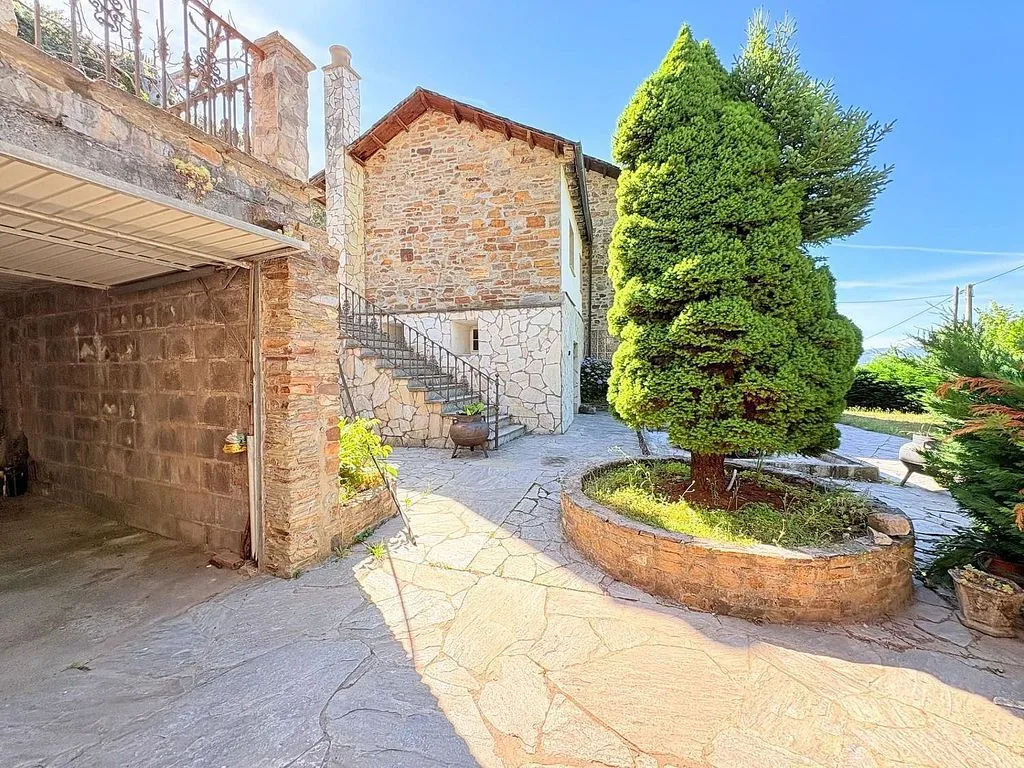 Aed - Chalet with Terrace in Arganza