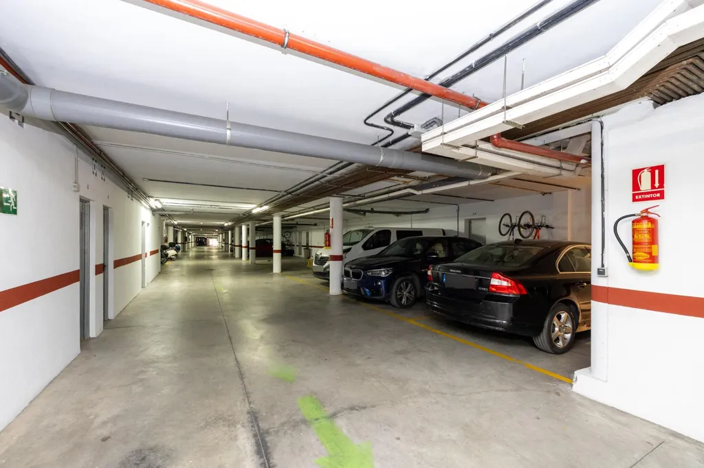 Garage - Townhouse with Terrace in La Bermejana