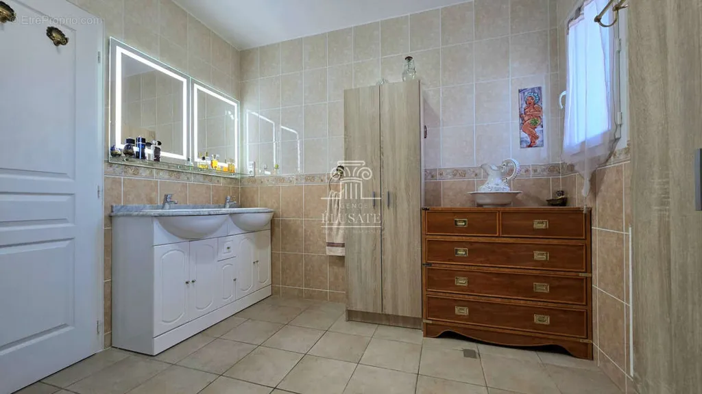 Vannitoad - Modern Villa with Pool in Eauze
