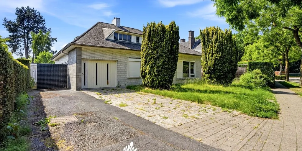 Esterno - Renovated Villa with Garden in Izegem