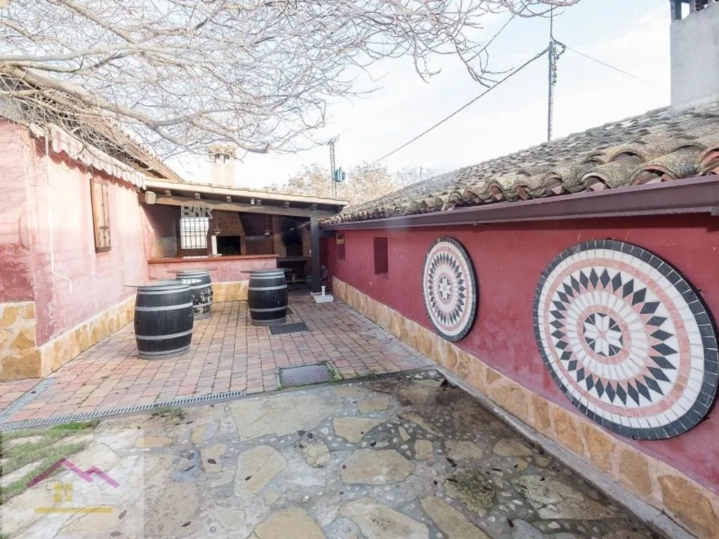 Jardin - Luxury Hotel with Lake View in Villar de Olalla