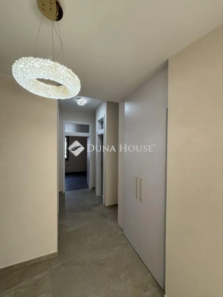Esik - Modern Ground Floor Flat in Kecskemét City Centre