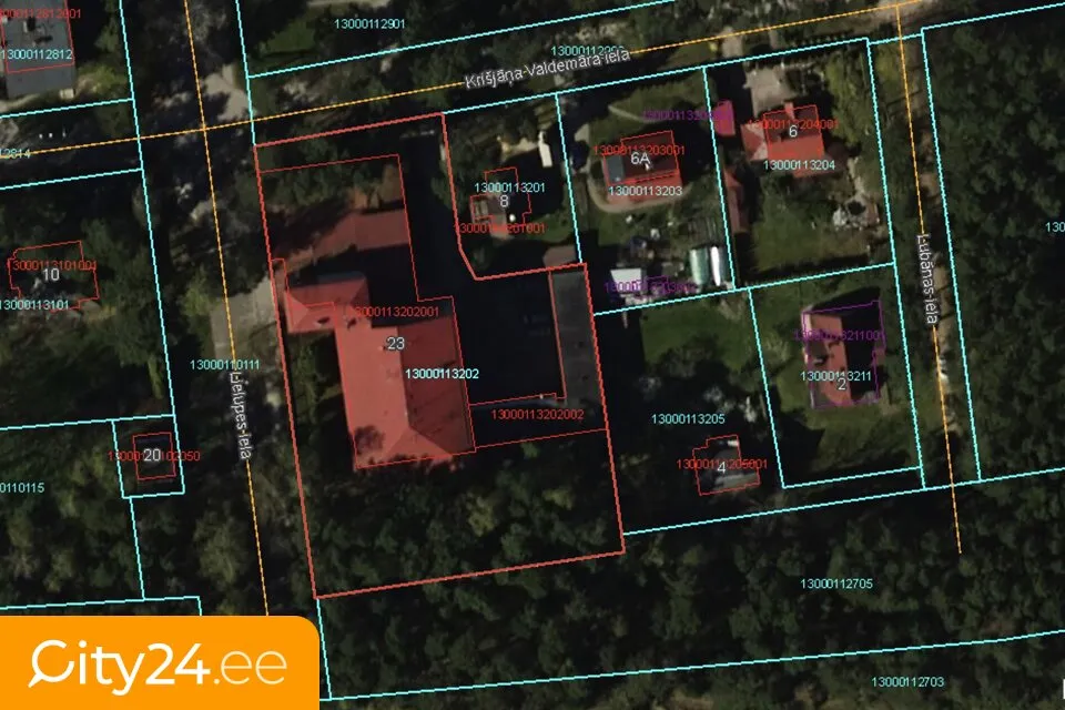 Administrative Building with Large Land in Riga