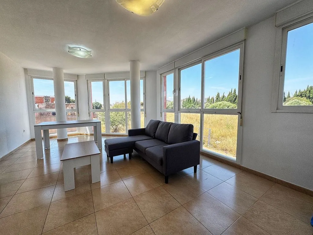 Elutuba - Two-Bedroom Apartment with Garage in Vila-real