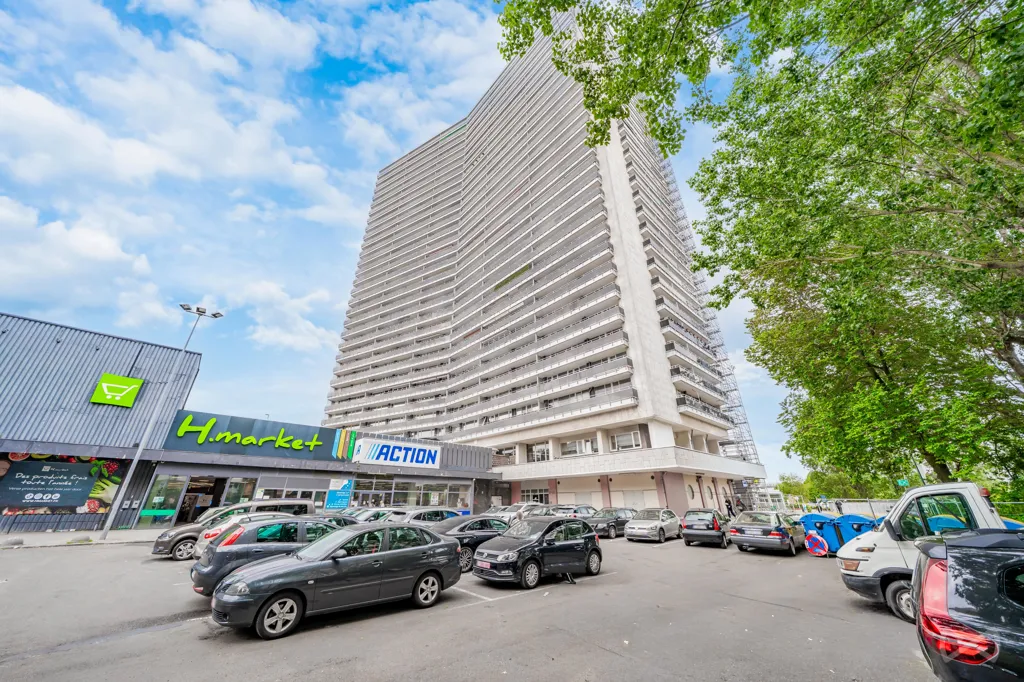Välivaade - Bright Apartment with Balcony on Marius Renard