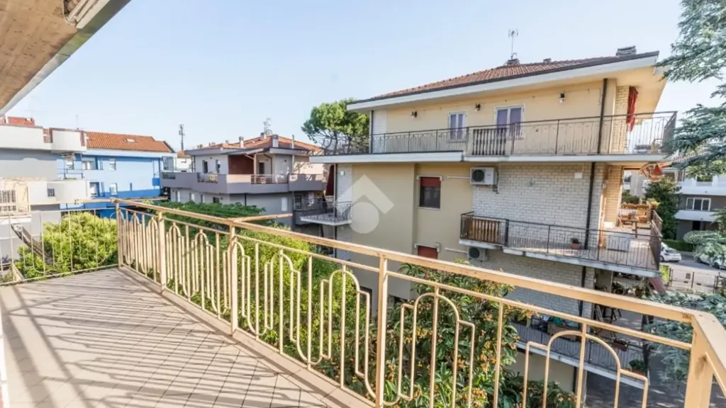 Balcon - Apartment with Balcony in Rimini