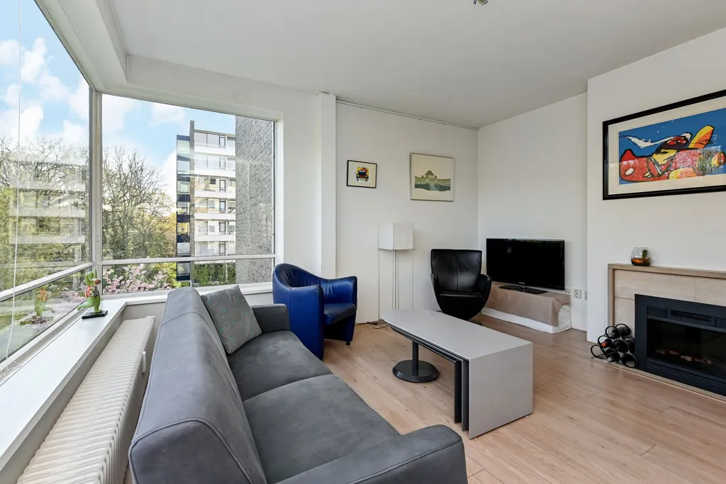 Elutuba - Corner Flat with Erker in Den Haag