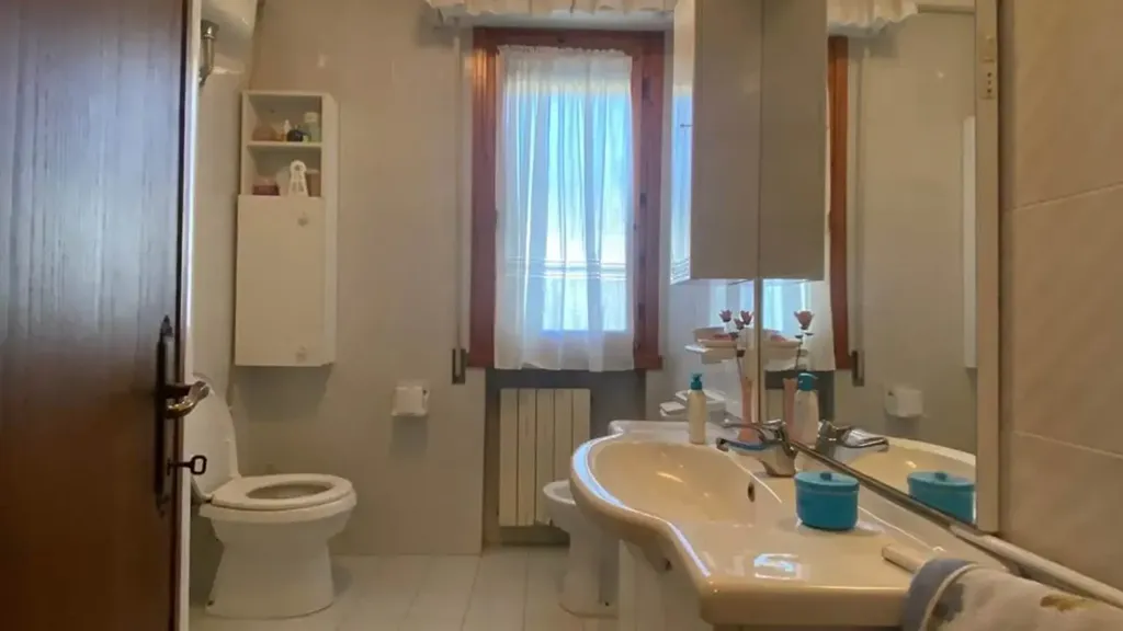 Salles de bain - Trilocale with Terraces in Gambassi Terme