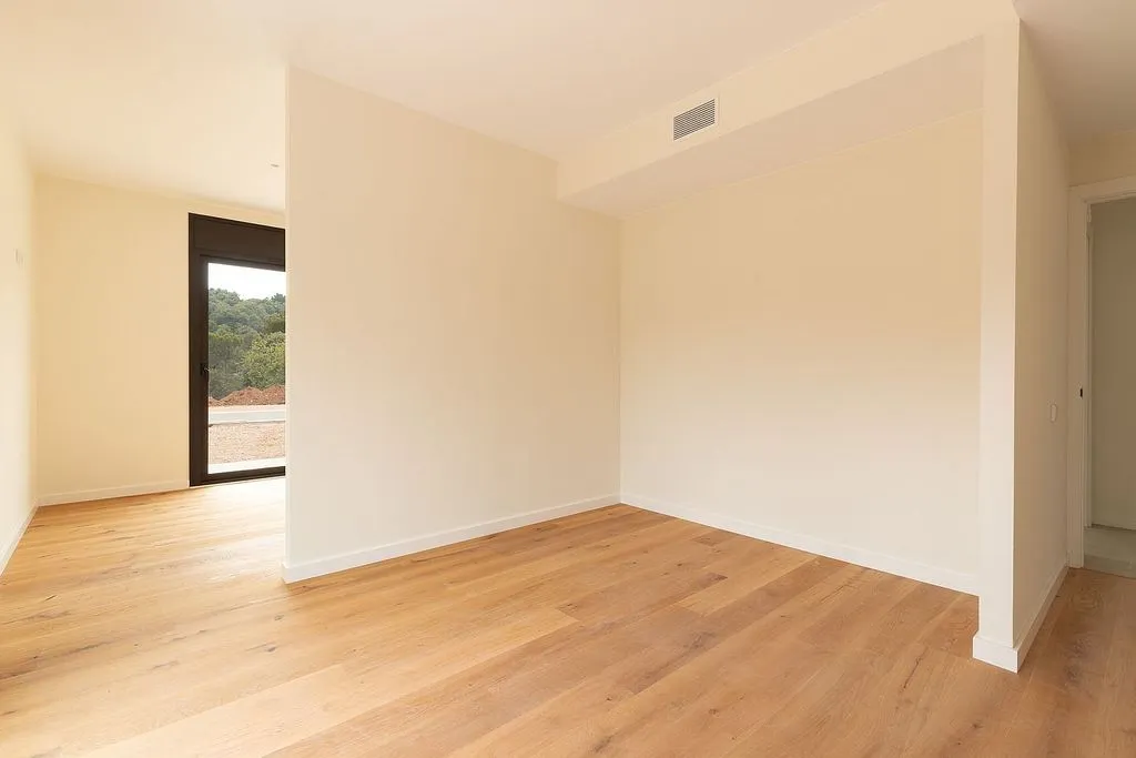 other_room