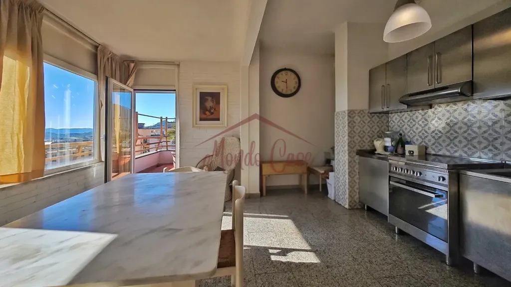 Cuisine - Penthouse with Panoramic View in Massa Centre